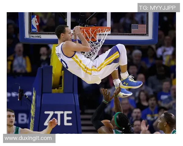 足球明星与田径明星的职业特点与成就比较分析